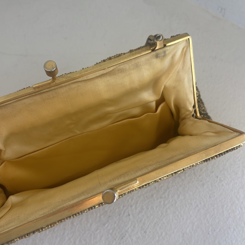 Vintage gold beaded bag. - Picture 4 of 5